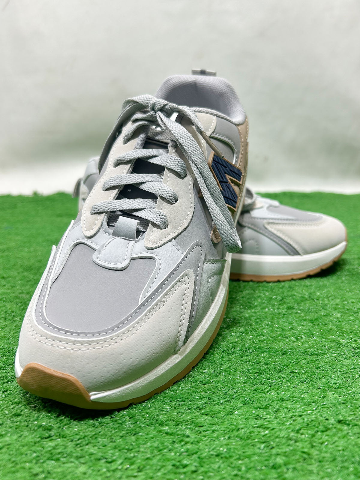 Light Grey Casual Sneakers For Men MJS217