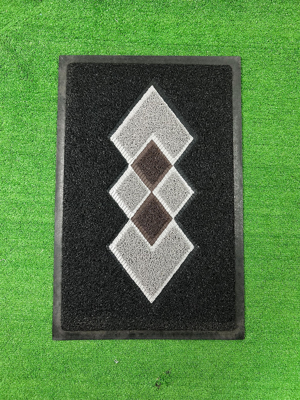 Anti-Slip Floor Mat 15" × 23" | Design 122
