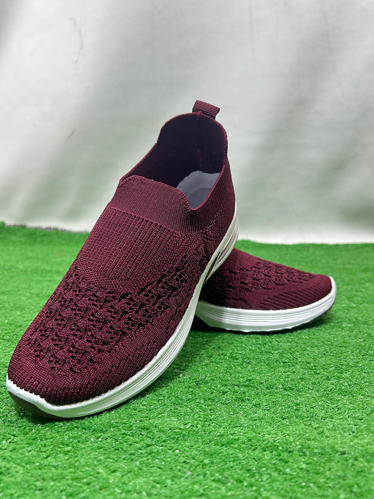 Maroon Sneakers For Women/Girls GWS61
