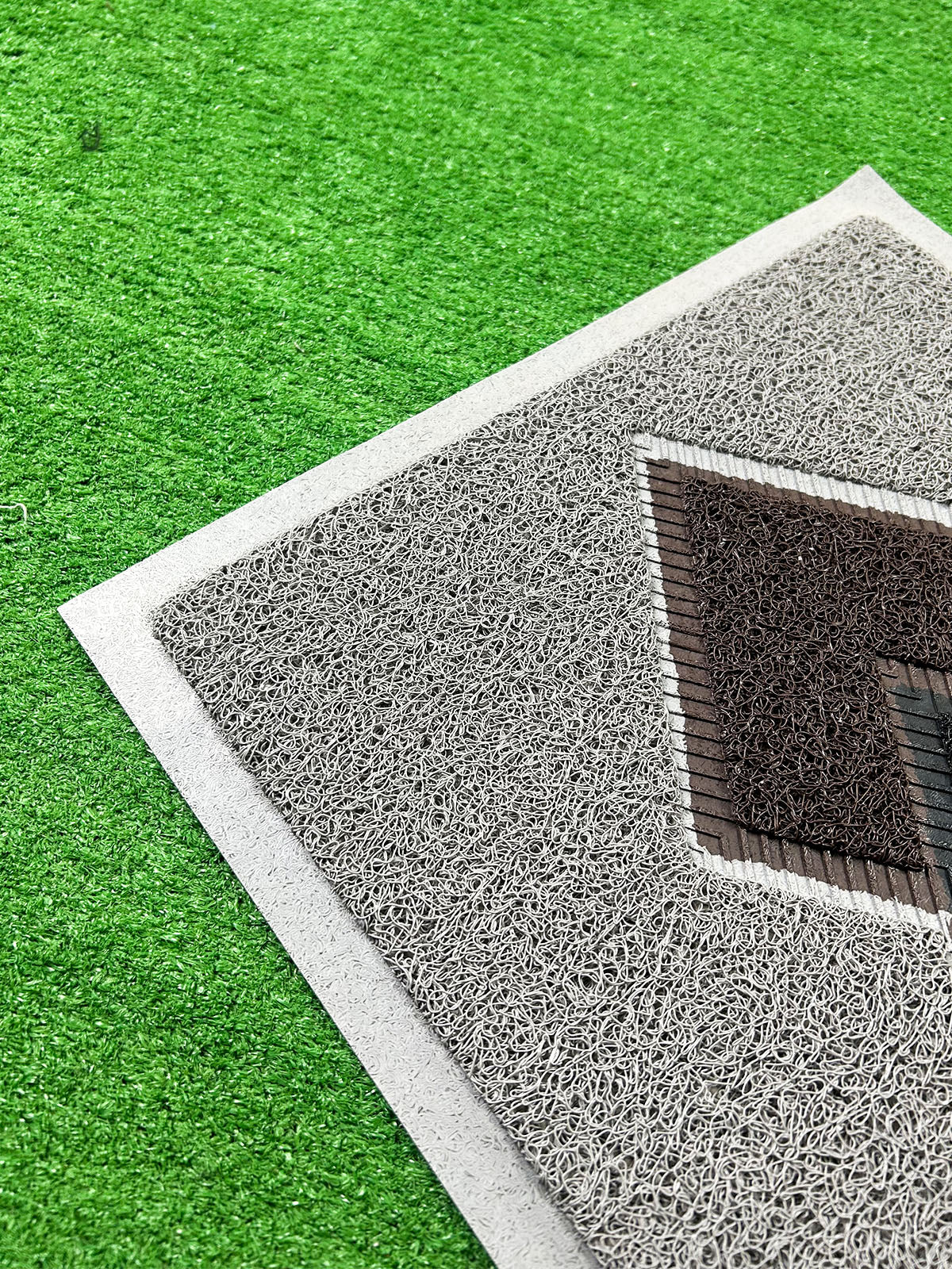 Anti-Slip Floor Mat 15" × 23" | Design 121