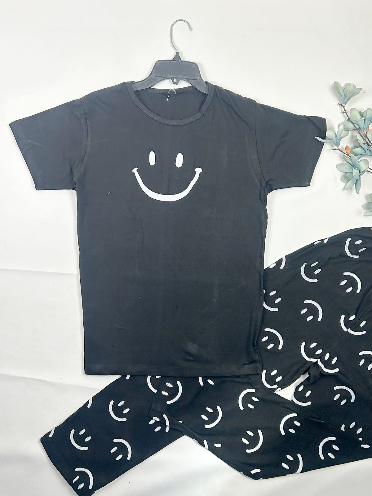 Smiley Black Night Suit For Women/Girls WNS78