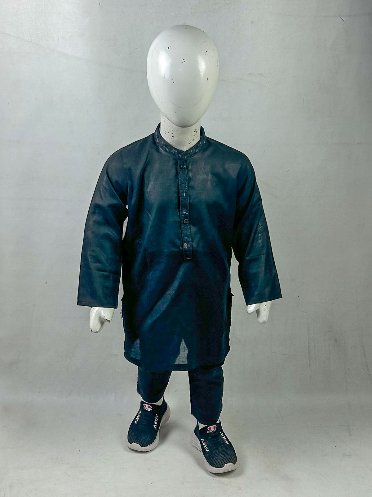 2Yrs - 8Yrs Black Kurta Pajama Suit For Boys AM BKS222