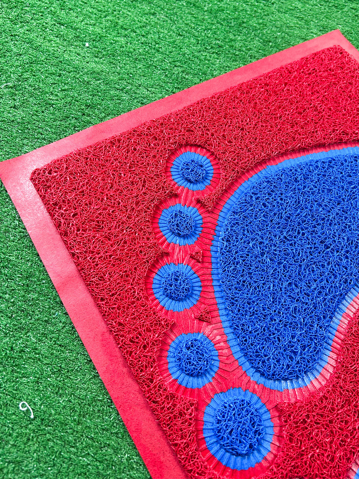 Anti-Slip Floor Mat 15" × 23" | Design 115