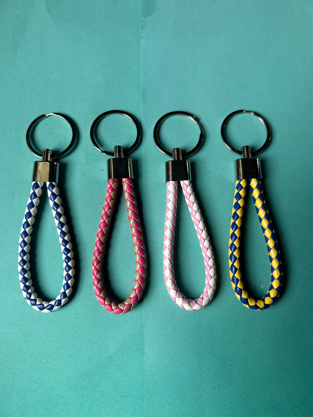 KC238 Pack of 4 Key Chain Multicolor