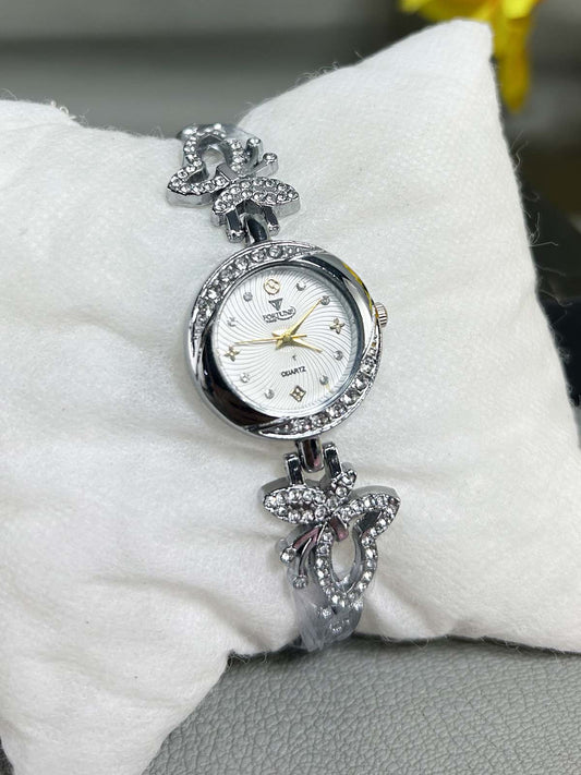 Silver Stylish Wrist Watch for Women WW80