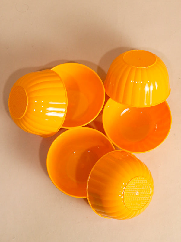 Yellow Pack Of 6 Plastic Bowls MB14