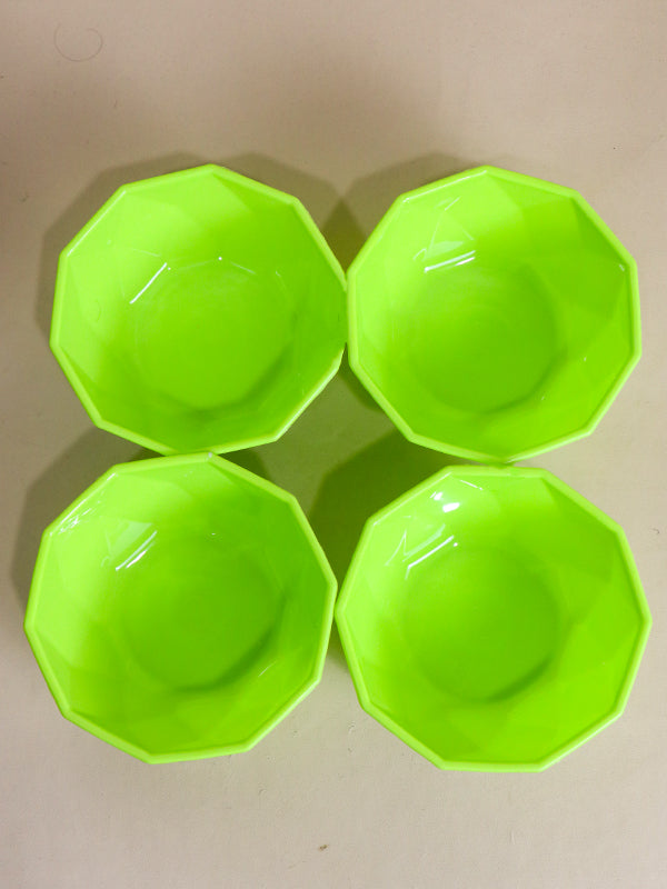 Light Green Pack Of 4 Plastic Bowls MB15