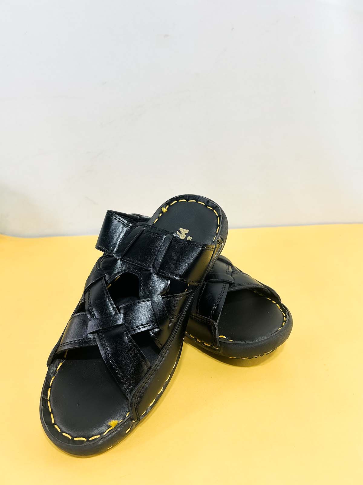 Black Casual Slippers for Men MC149