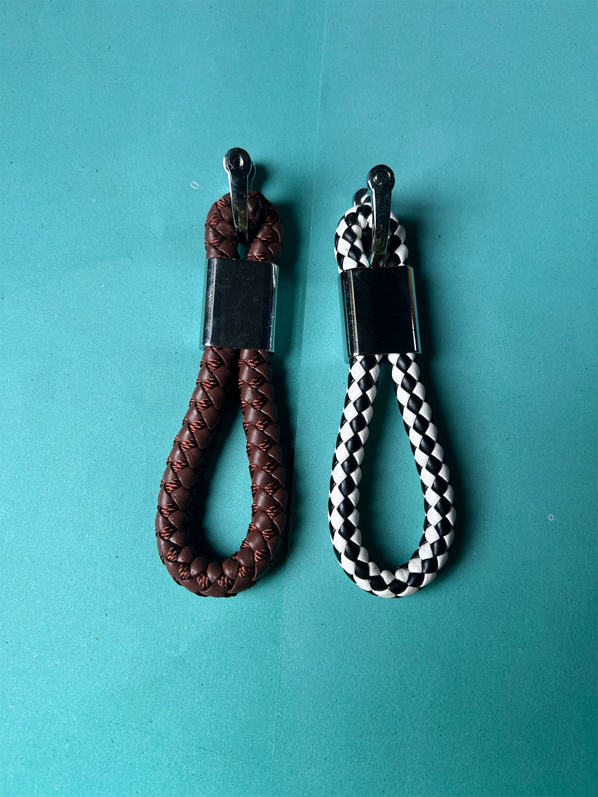 KC41 Pack of 2 Key Chain Multicolor