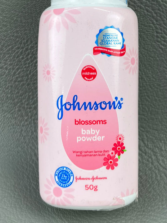 Johnson's Blossoms Baby Powder Regular 50GM