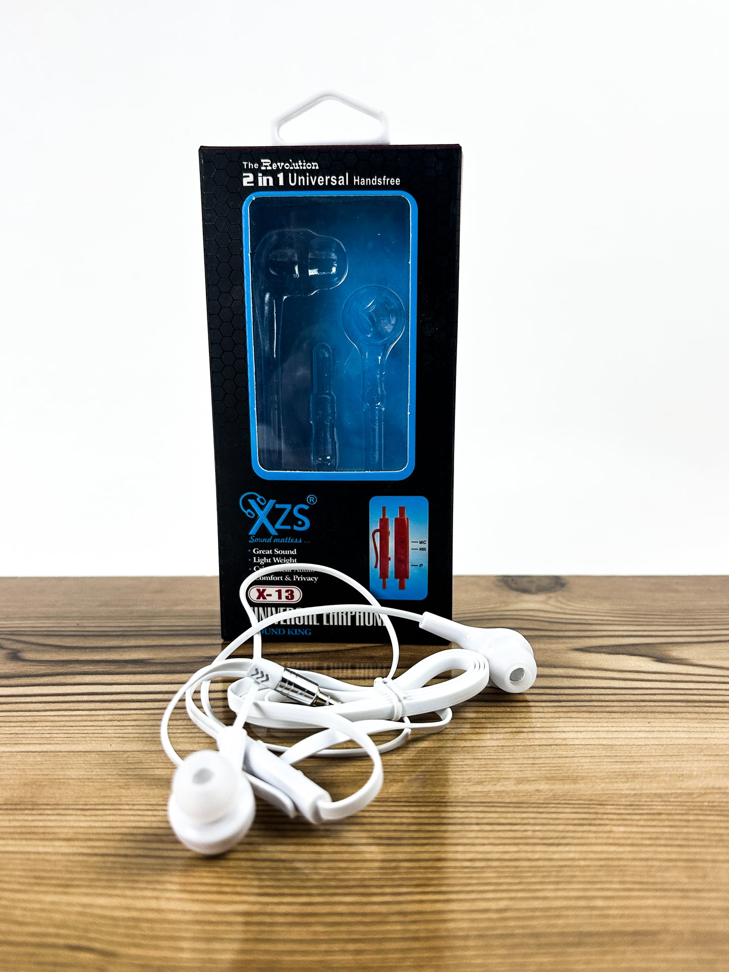 X-13 Universal White Wired Earphones MA61