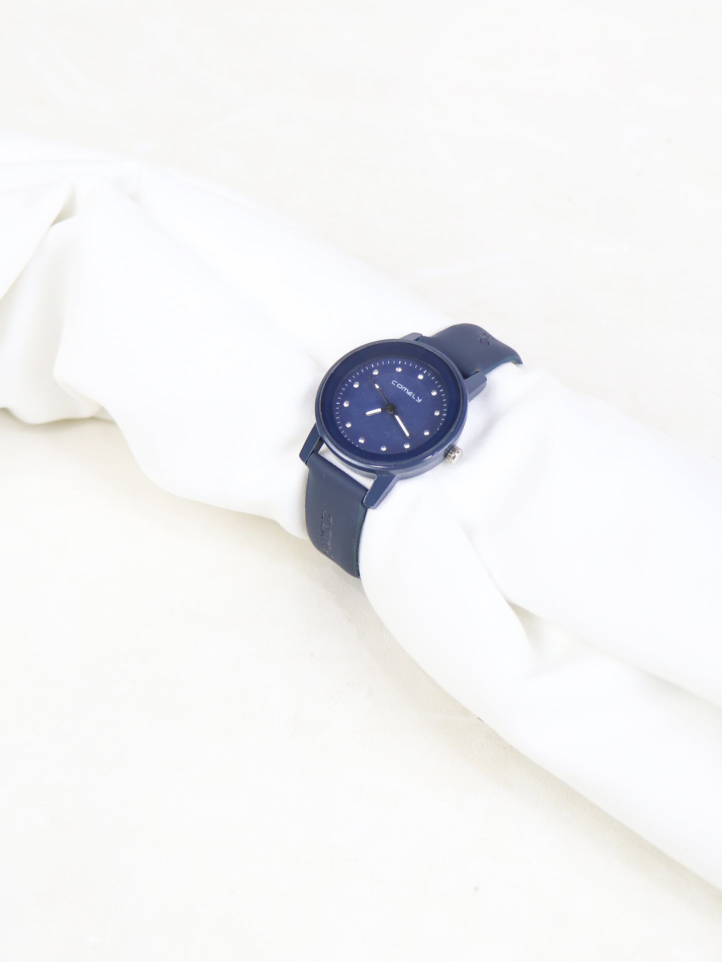 Comely Stylish Wrist Watch for Women Blue