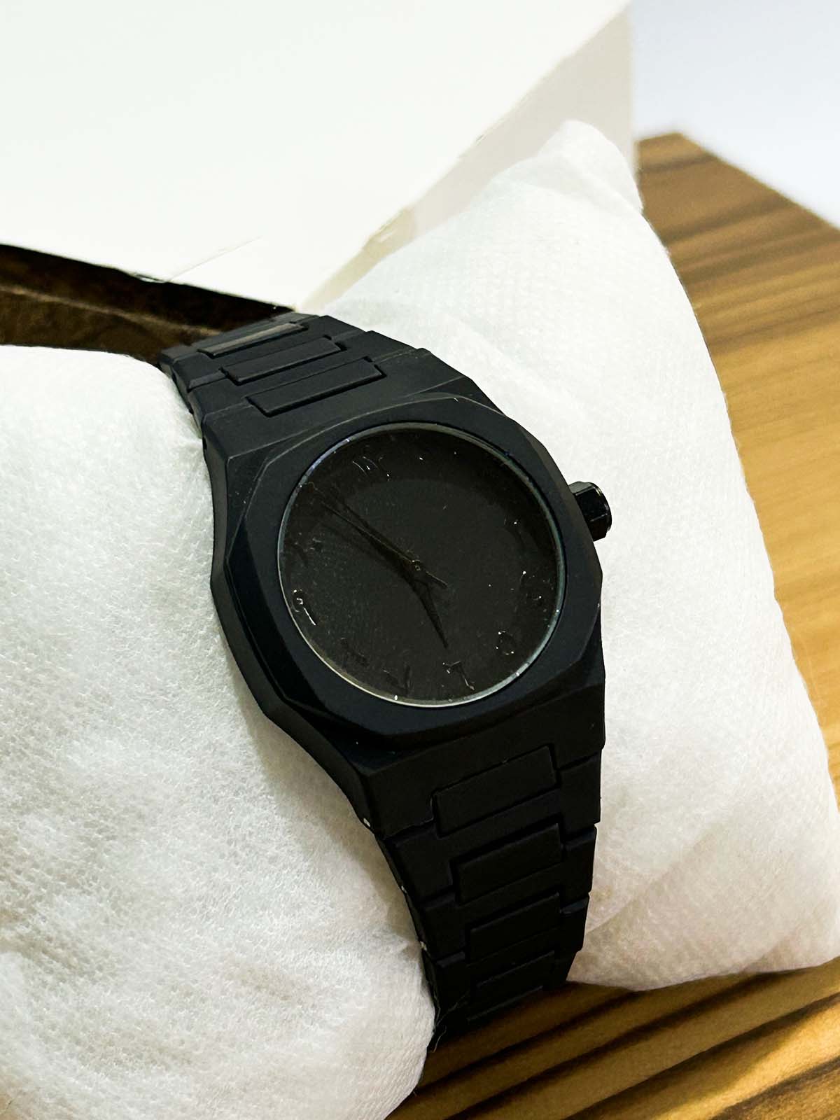 Black Aura Wrist Watch For kids KWW86