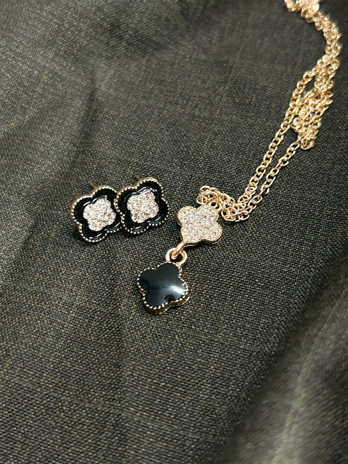 Golden Clover Necklace Earrings Set WGN8