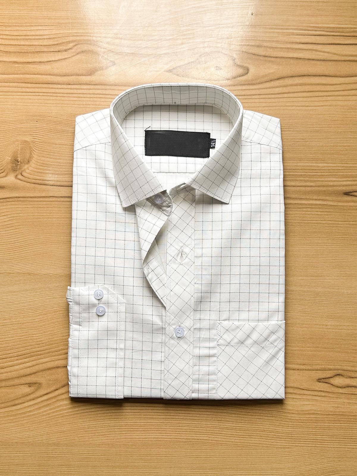 Off White Checks Formal Dress Shirt For Men MFS497