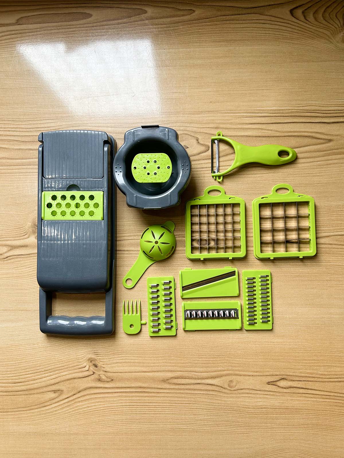 Multifunctional 16 Pcs Veggie Slicer
