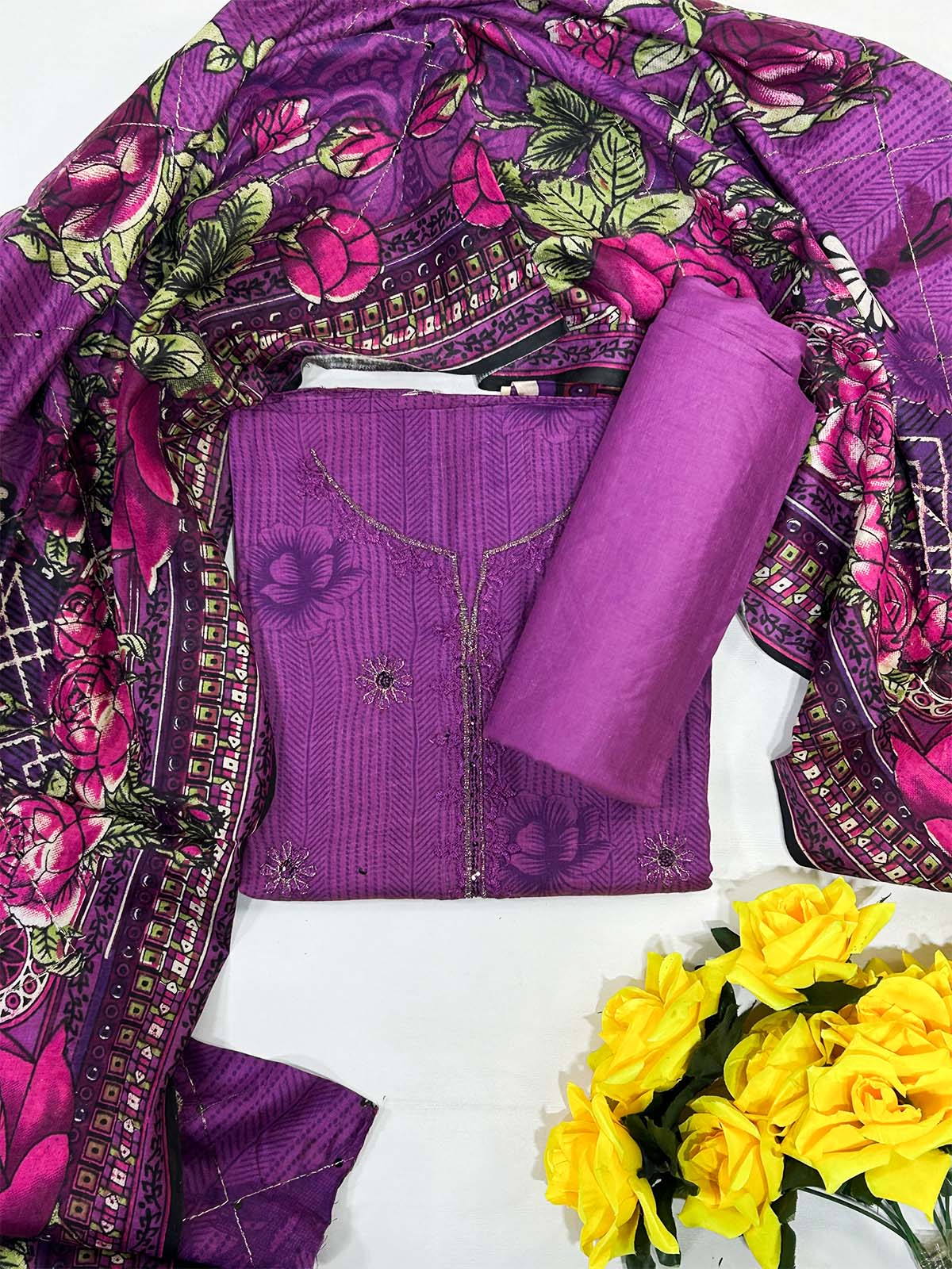 3Pcs Unstitched Digital Lawn Suit For Women WU185