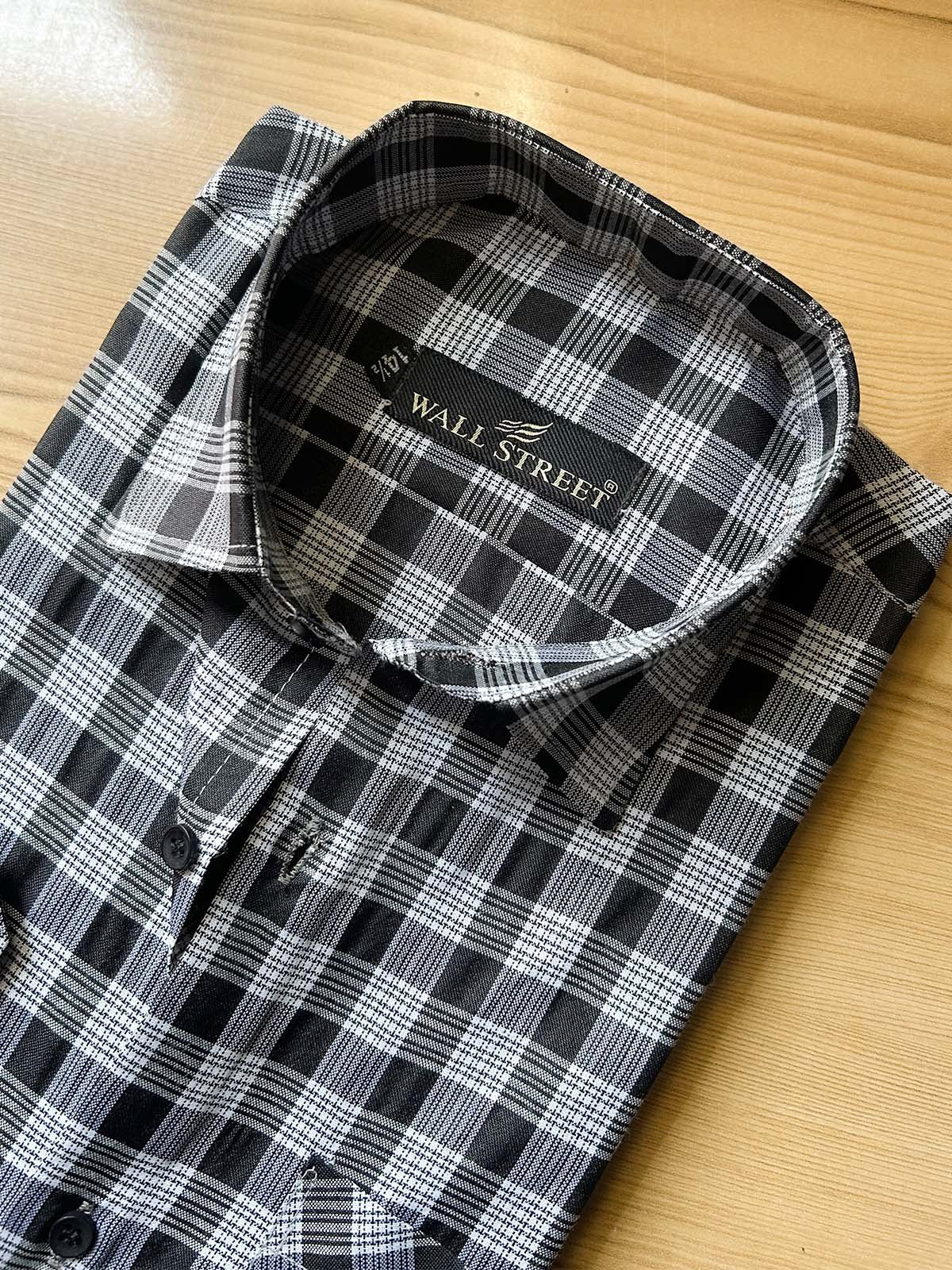 Black Checks Formal Dress Shirt For Men MFS553