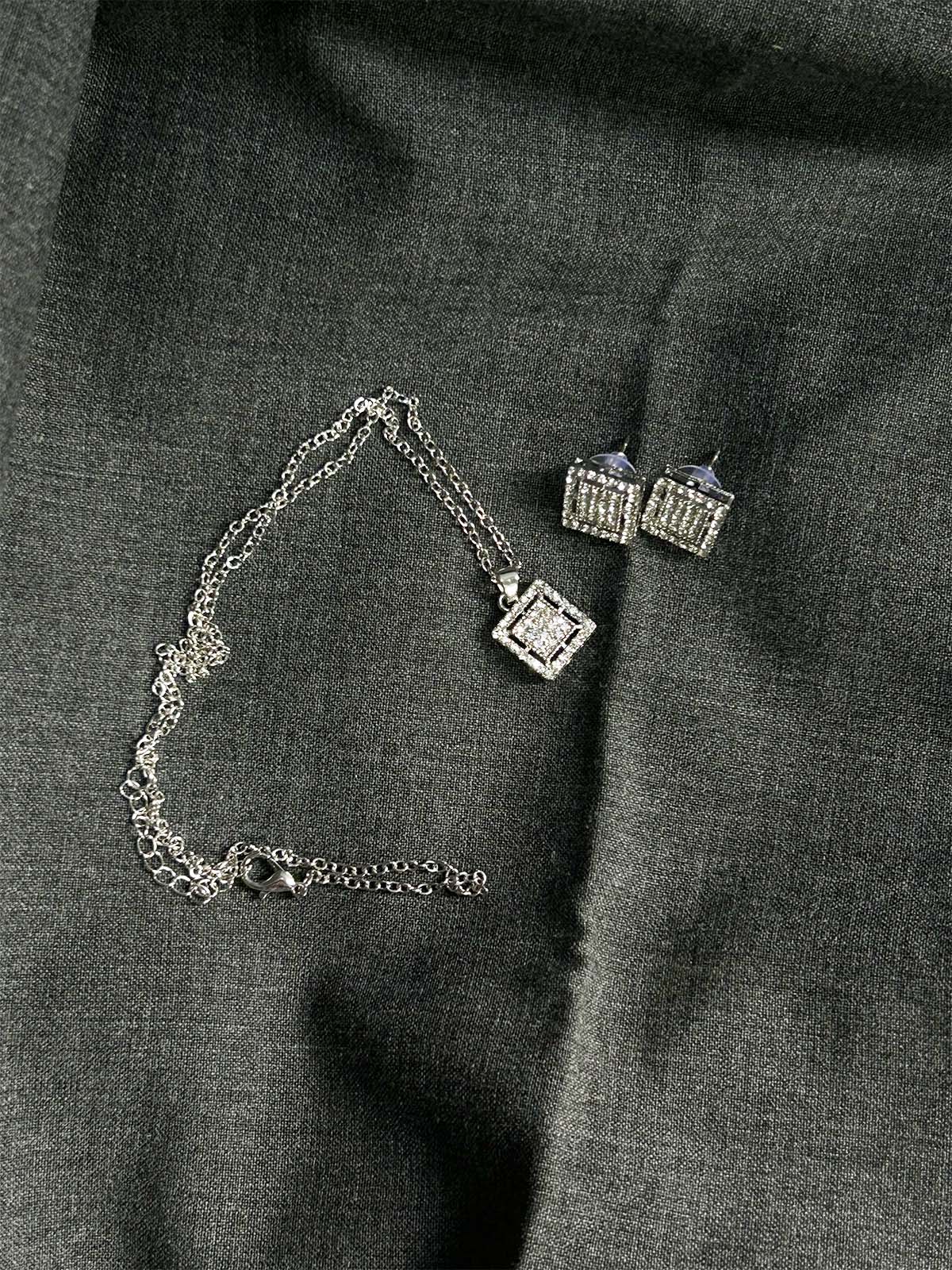 Silver Necklace Earrings Set WGN9