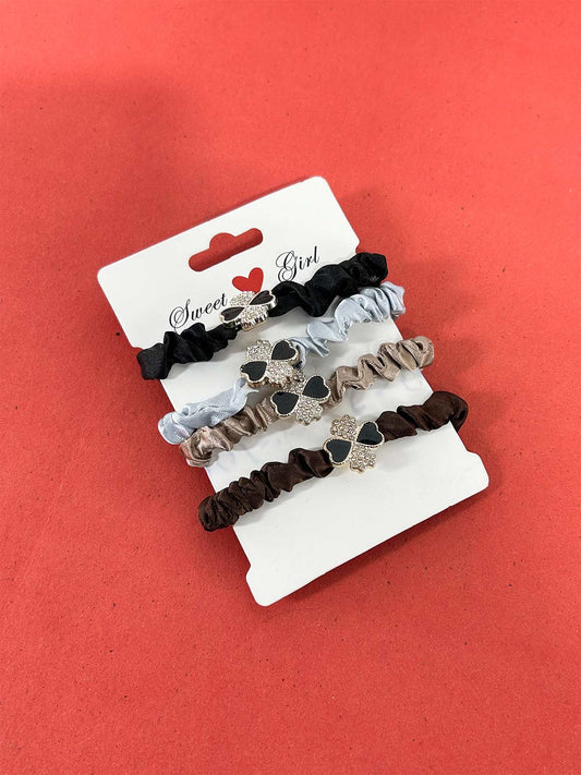 Pack Of 4 Hair Accessories For Girls GHC99