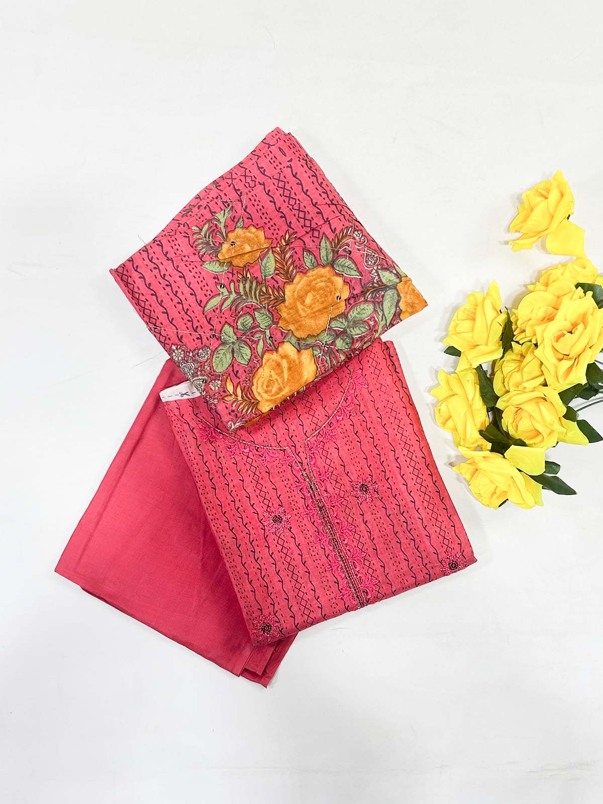 3Pcs Unstitched Digital Lawn Suit For Women WU183