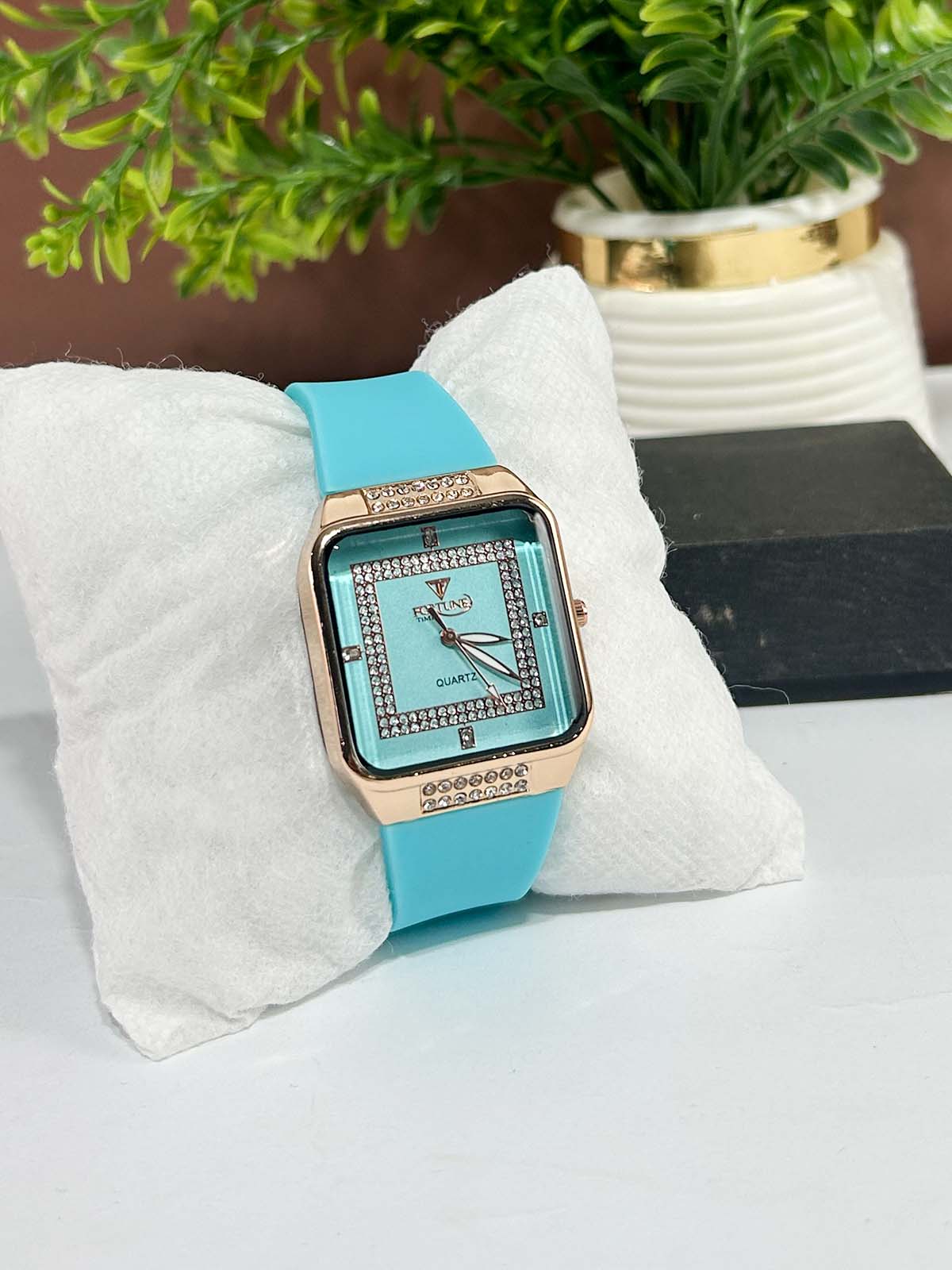 Blue Stylish Wrist Watch for Women WW142