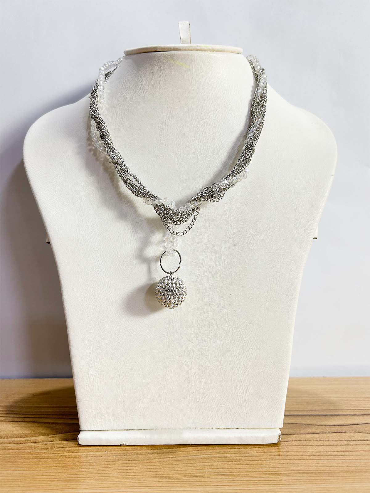 Vintage Beads Pendant Necklace WGN66