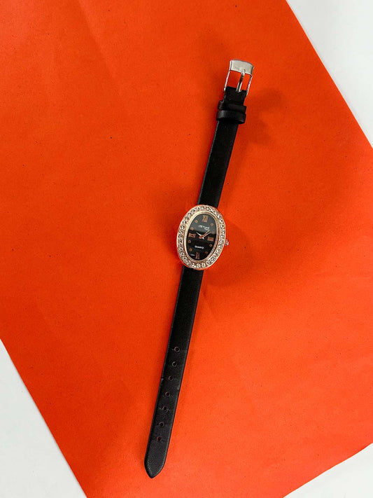 Black Stylish Wrist Watch for Women WW139