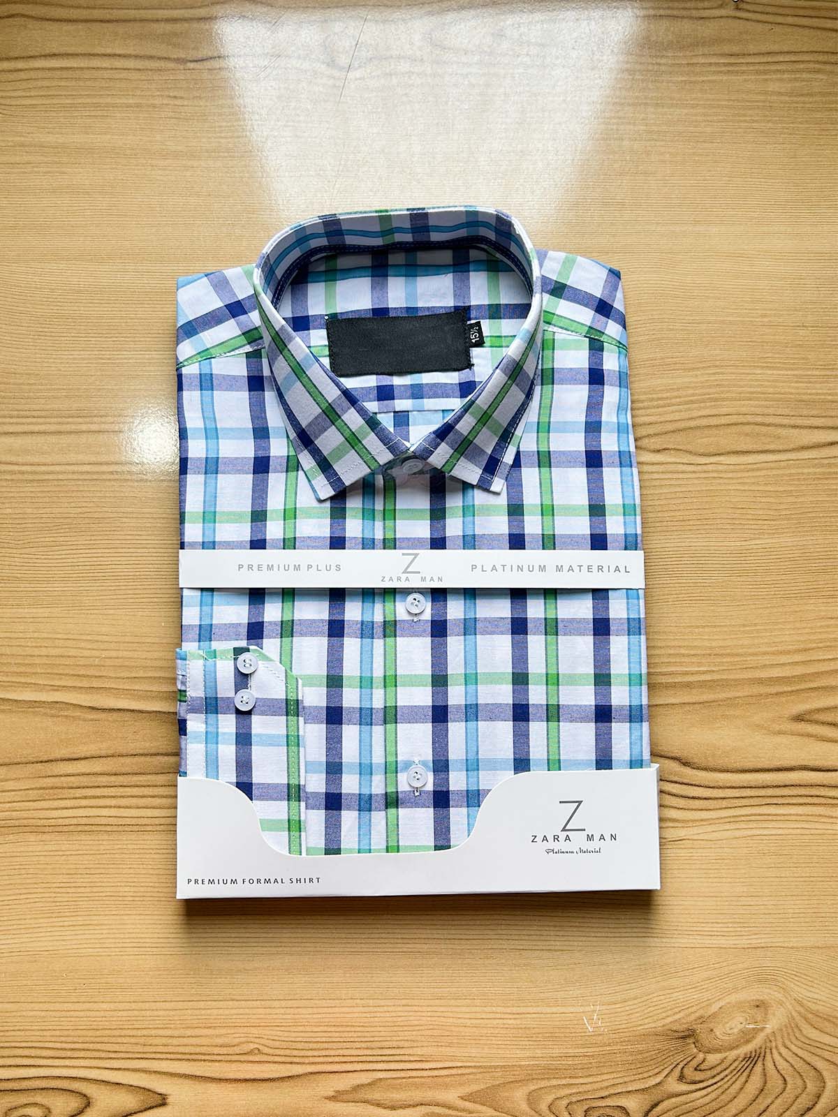 B White Checks Formal Dress Shirt For Men MFS441