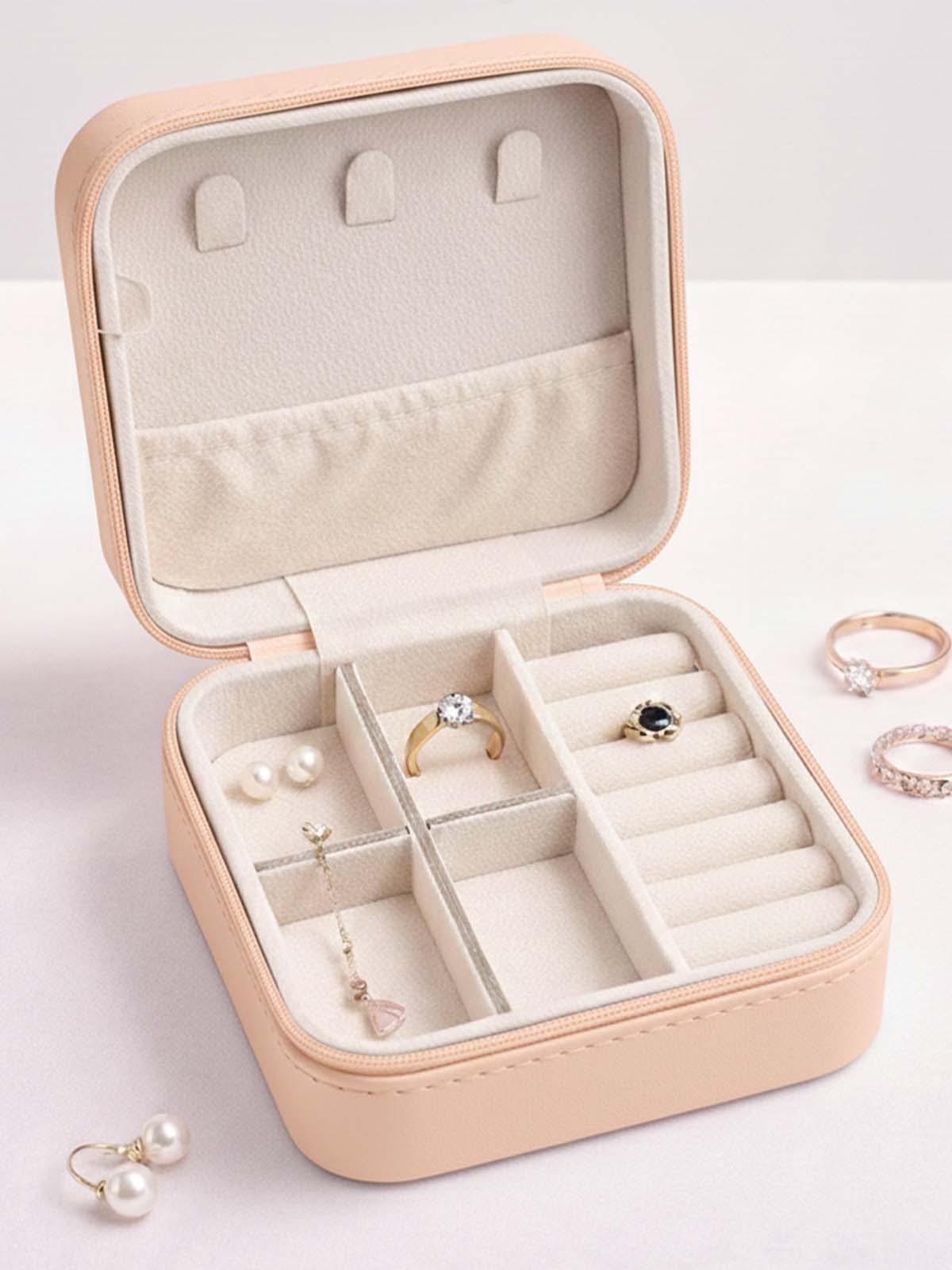 One Piece Jewellery Organizer Box with Zipper Fawn