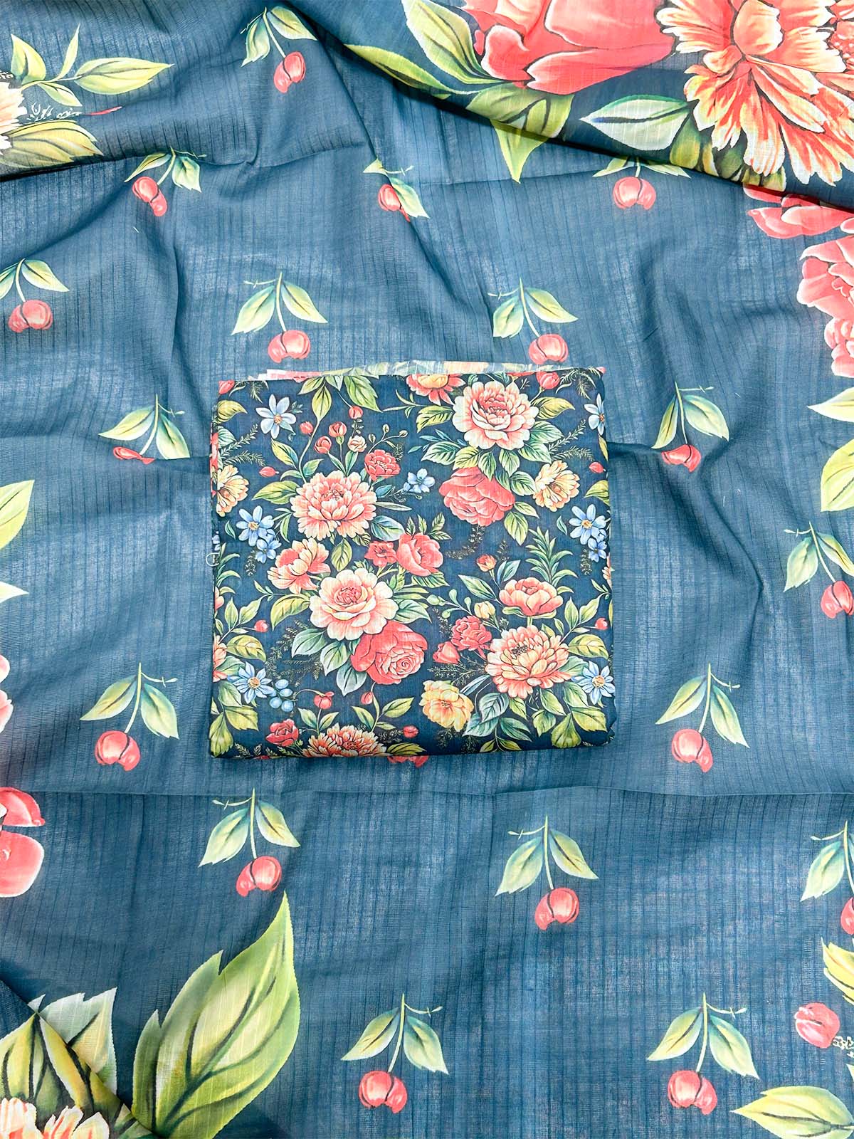 3Pcs Unstitched Digital Lawn Suit For Women WU209