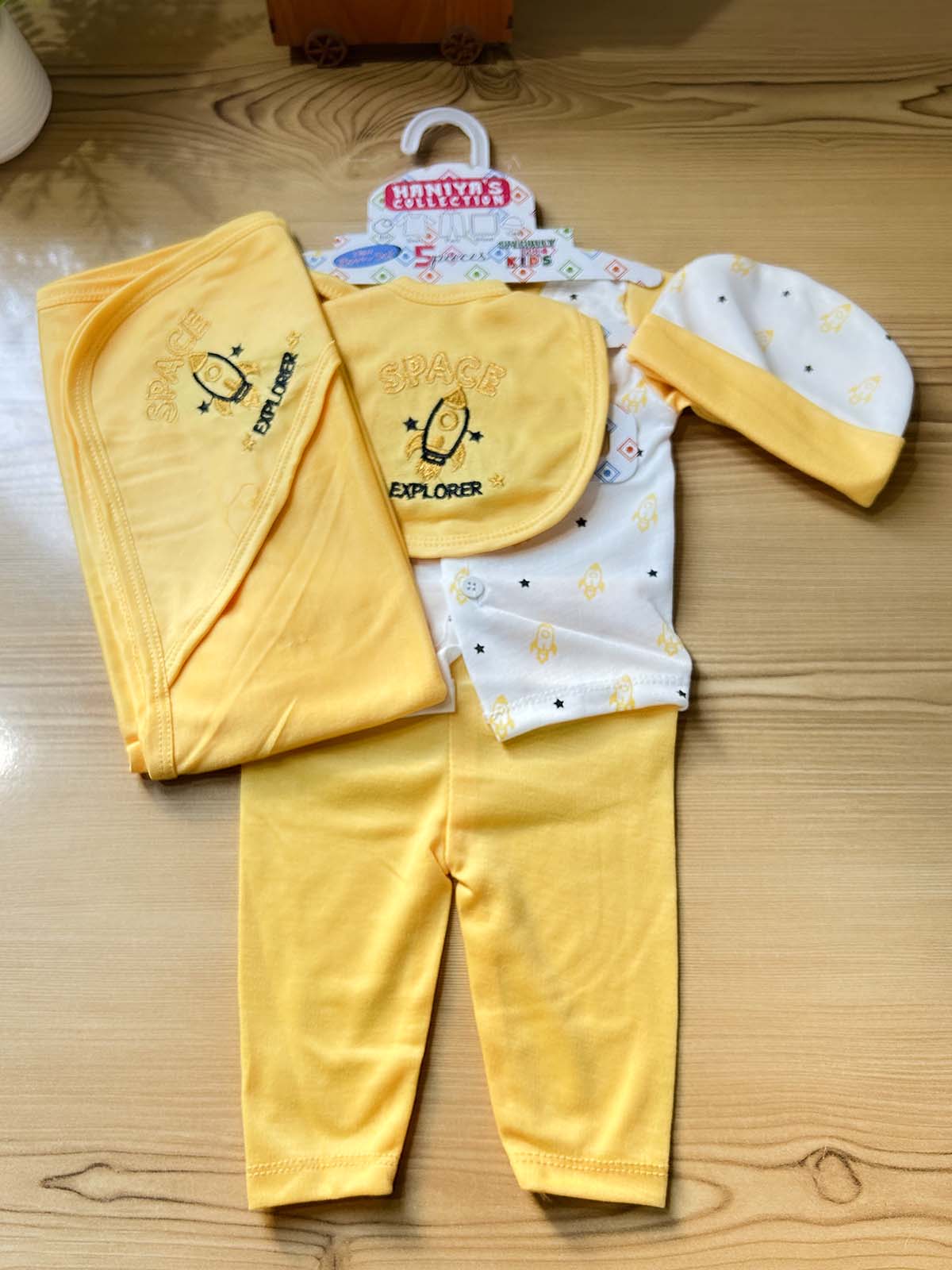 0Mth - 3Mth Yellow 5Pcs Gift Set For Newborn HG NBGS355