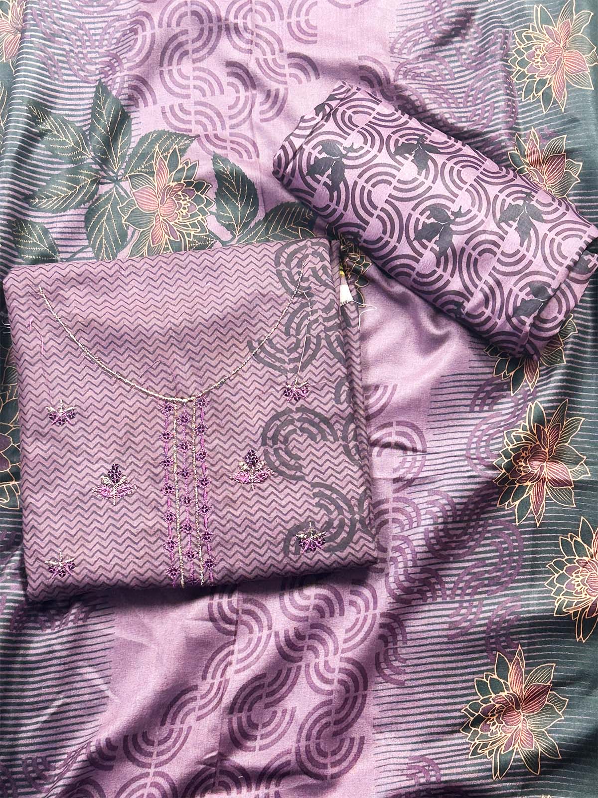 3Pcs Unstitched Digital Lawn Suit For Women WU254