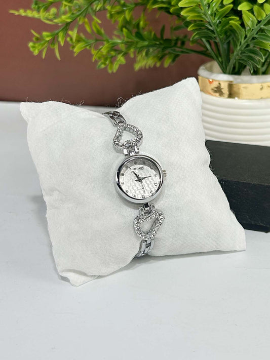 Silver Stylish Wrist Watch for Women WW128