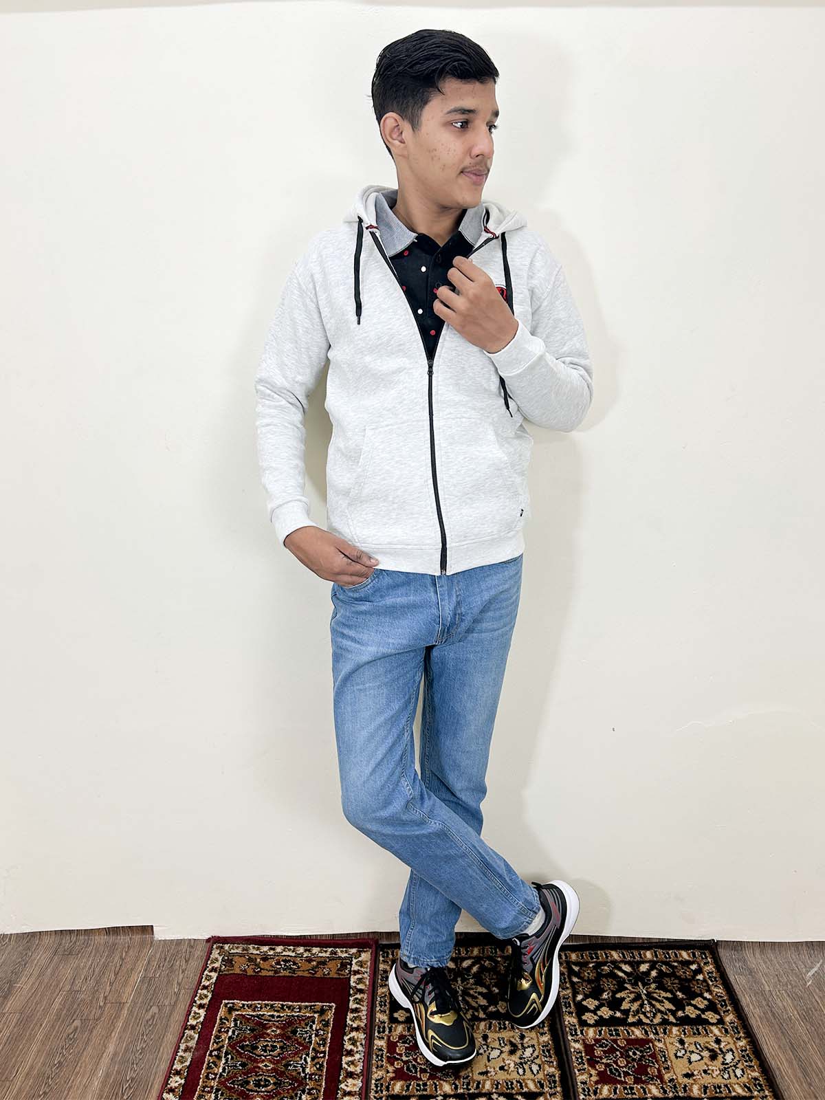 Unisex White Zipper MH39