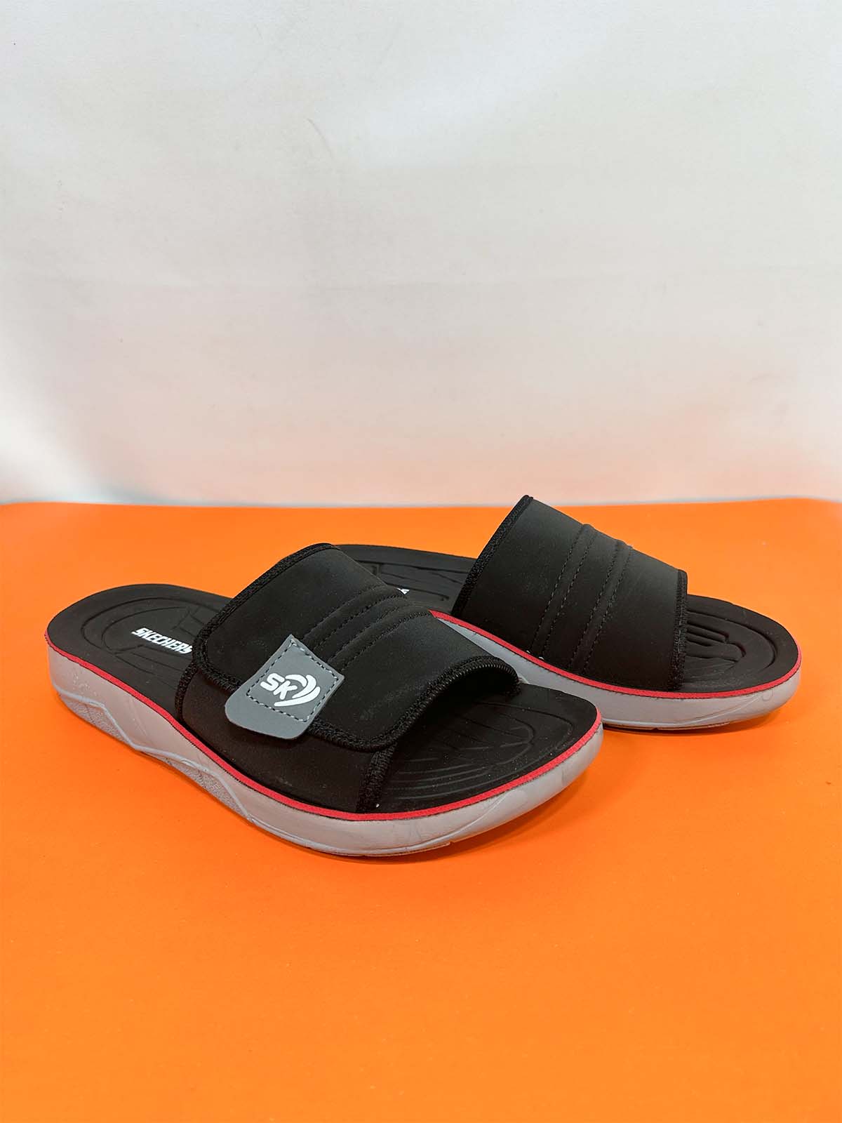 Black Comfortable Slipper for Men MC88