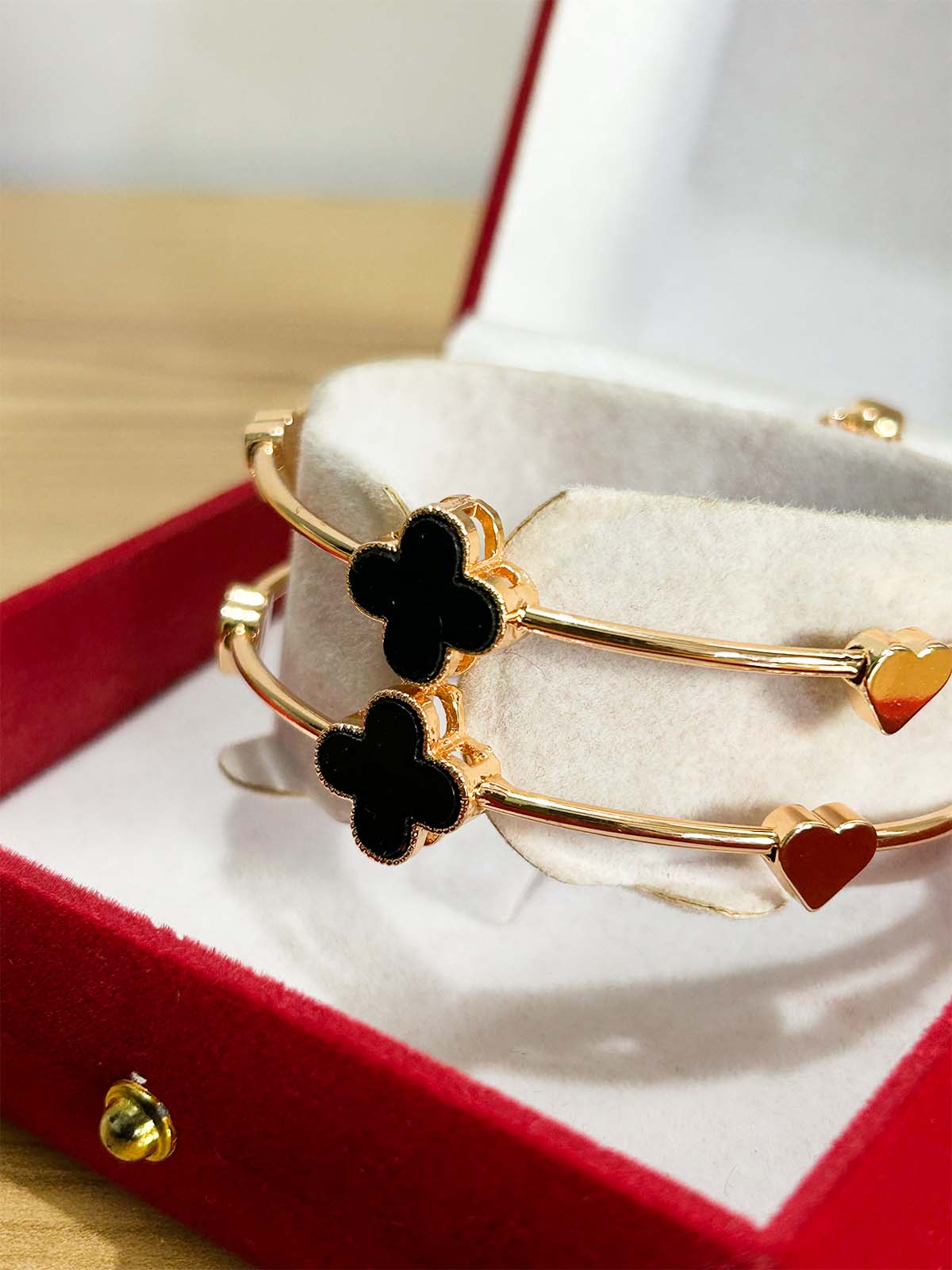 Golden Clover Bangle Pair WGN30