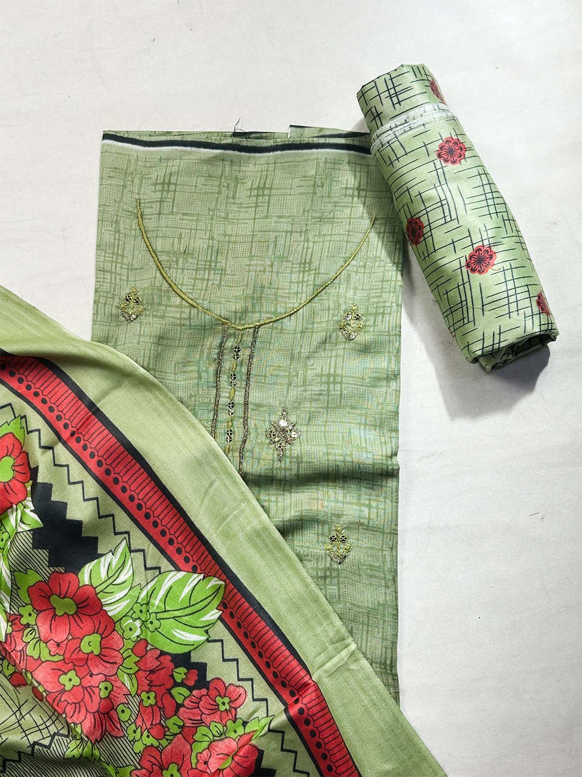 3Pcs Unstitched Digital Lawn Suit For Women WU259