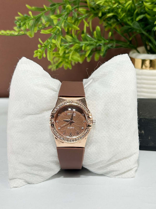 Brown Stylish Wrist Watch for Women WW118