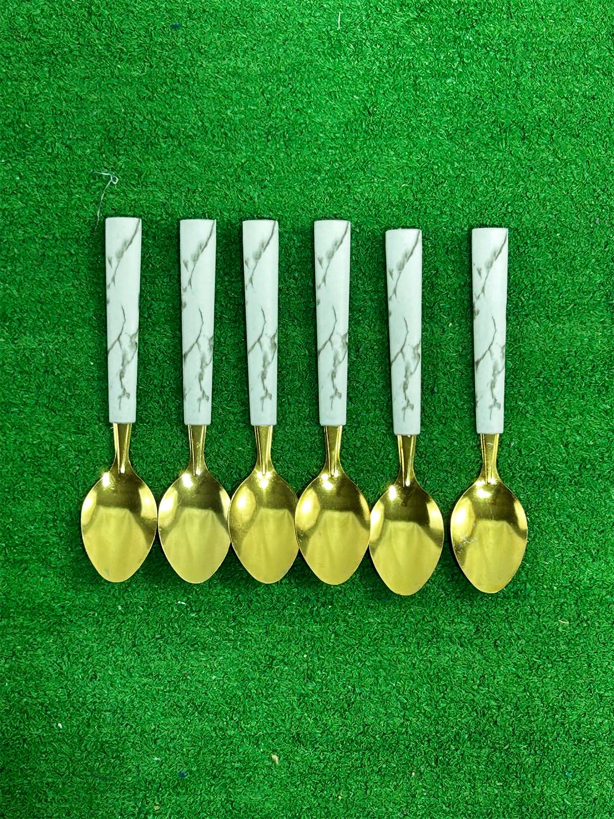 Pack of 6 Golden Table Spoons D82