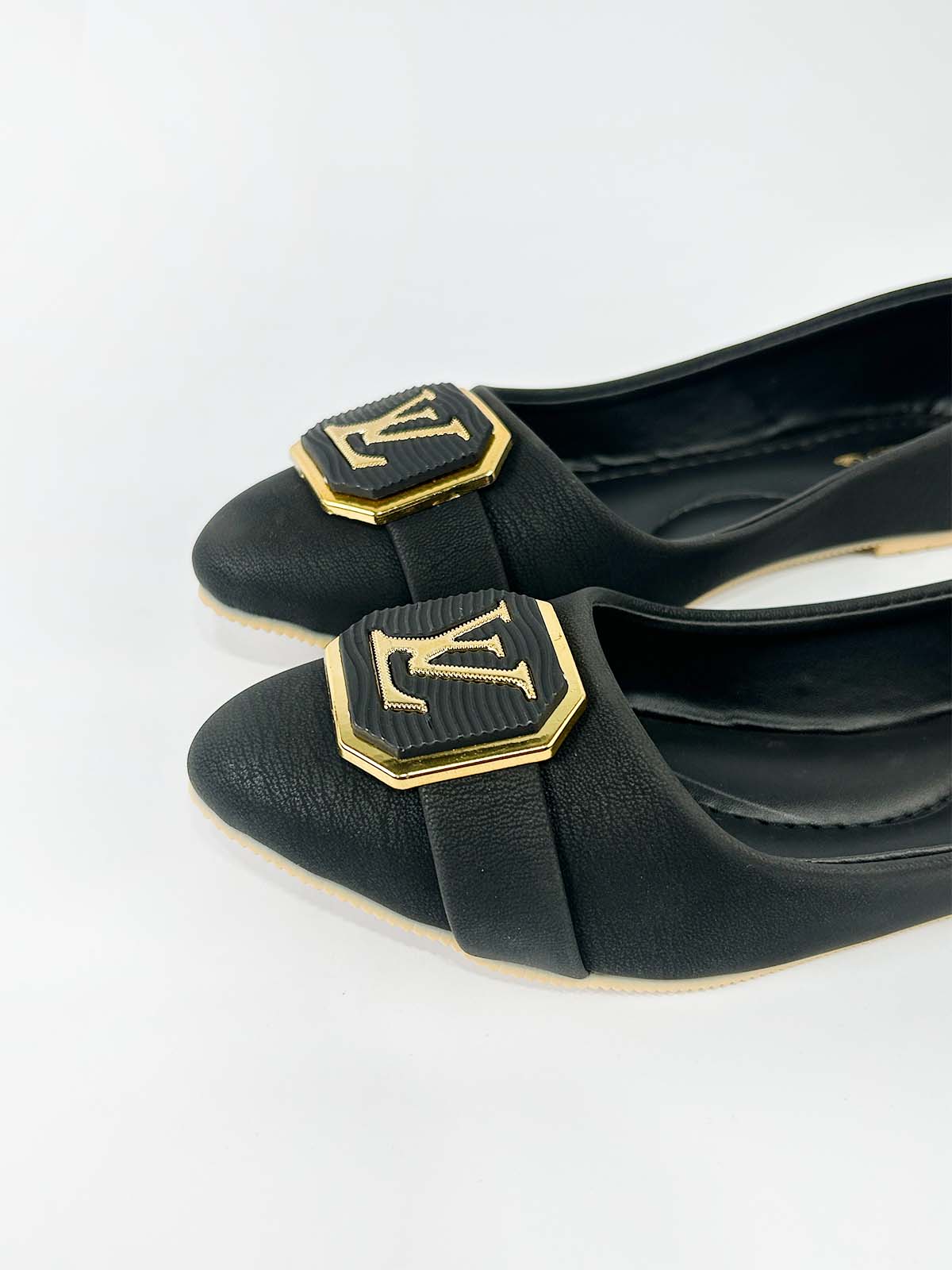 Black Casual Pumps For Women WP29