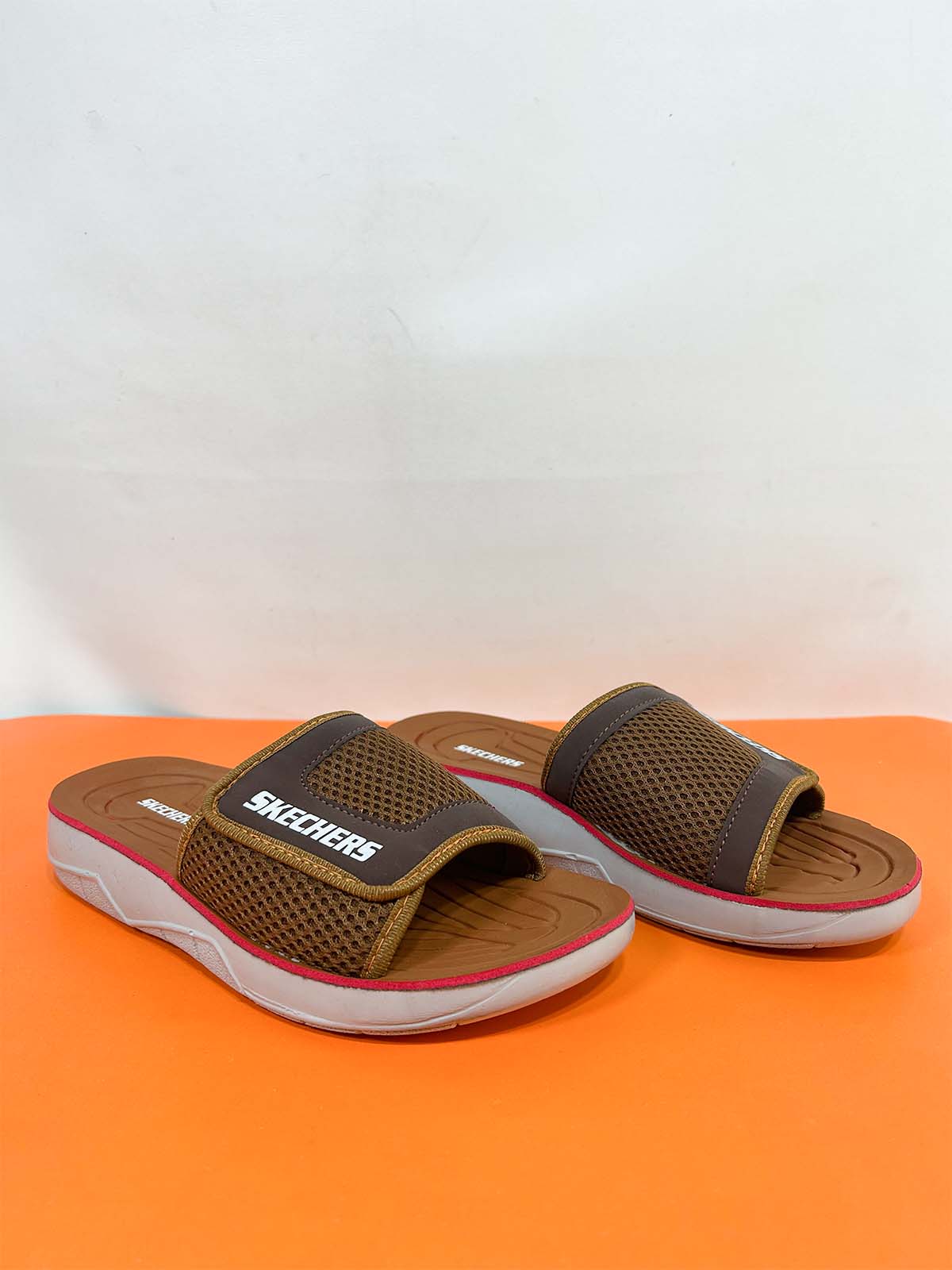 Brown Comfortable Slipper for Men MC84