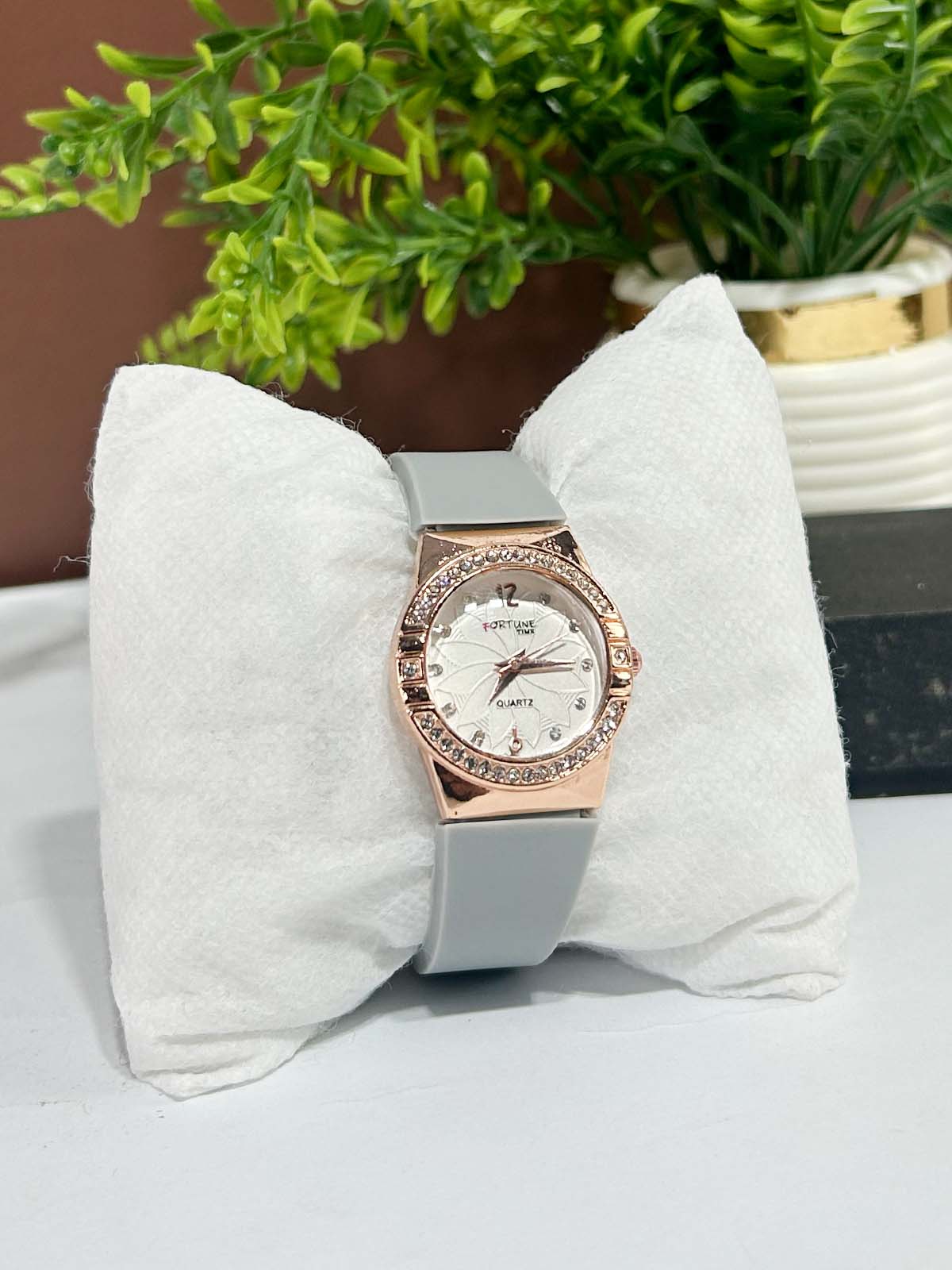 Grey Stylish Wrist Watch for Women WW114