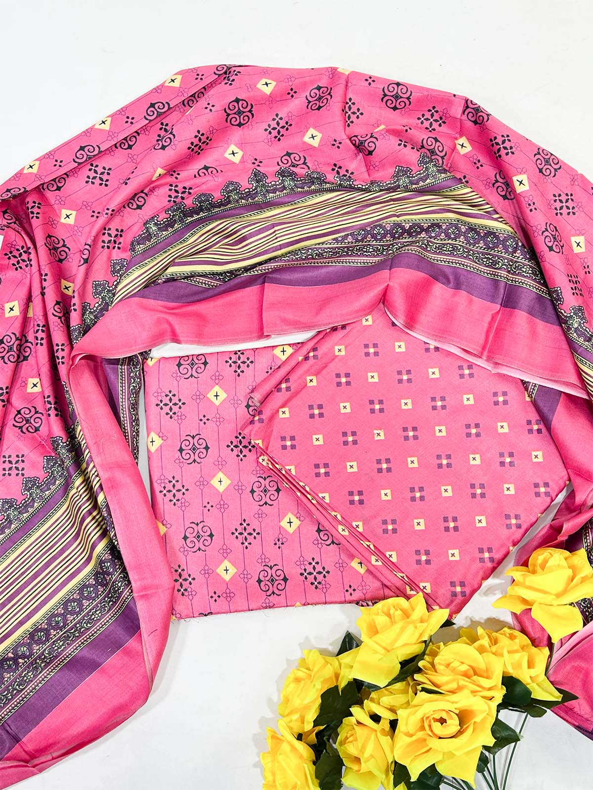 3Pcs Unstitched Digital Lawn Suit For Women WU167