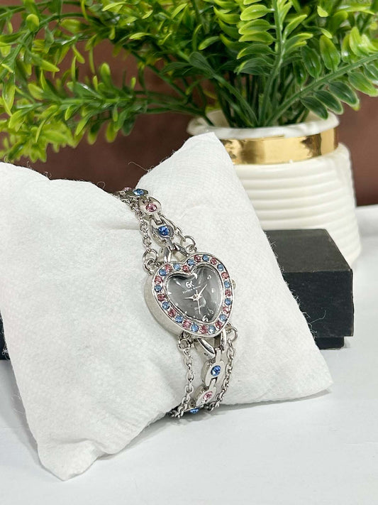 Silver Stylish Wrist Watch for Women WW113