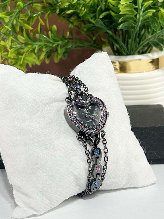 Black Stylish Wrist Watch for Women WW112