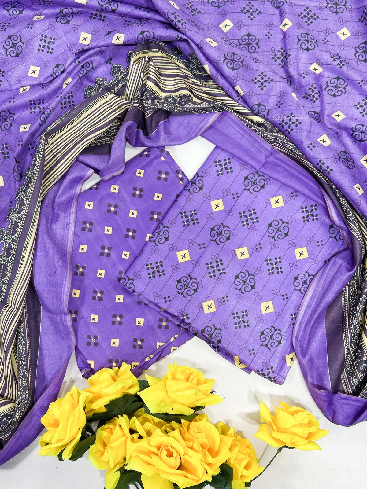 3Pcs Unstitched Digital Lawn Suit For Women WU166