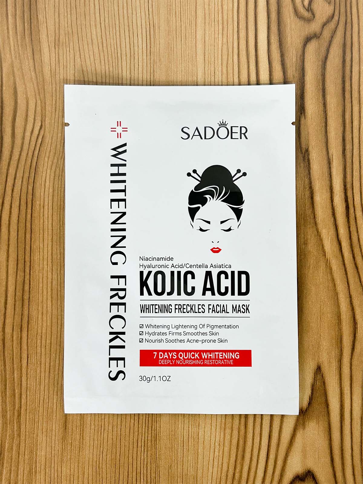 Kojic Acid Whitening Freckles Facial Mask C72