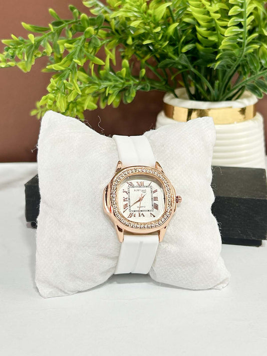 White Stylish Wrist Watch for Women WW109