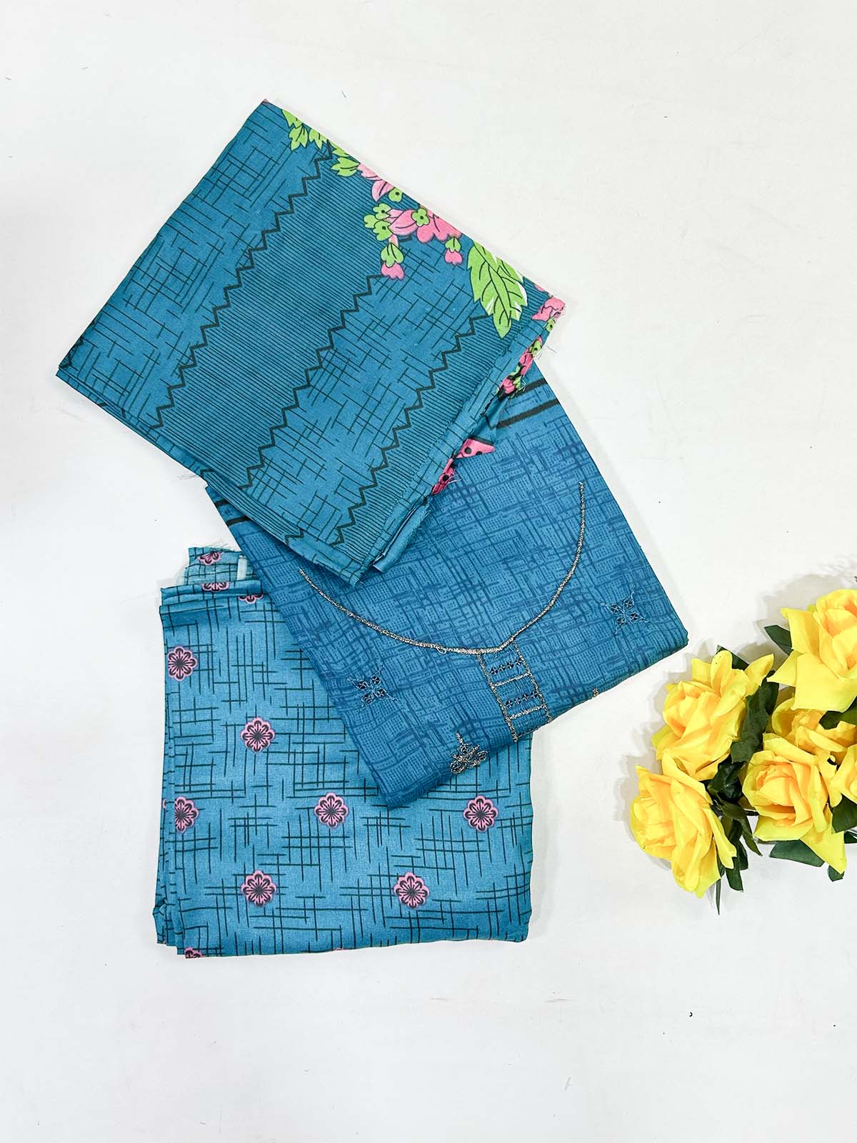 3Pcs Unstitched Digital Lawn Suit For Women WU156